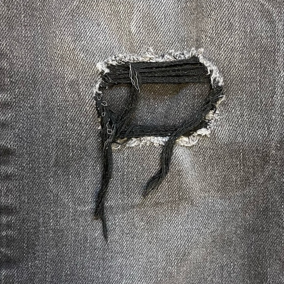 Old navy Kids size 12 dark grey distressed jeans karate slim skinny jeans - Picture 2 of 7